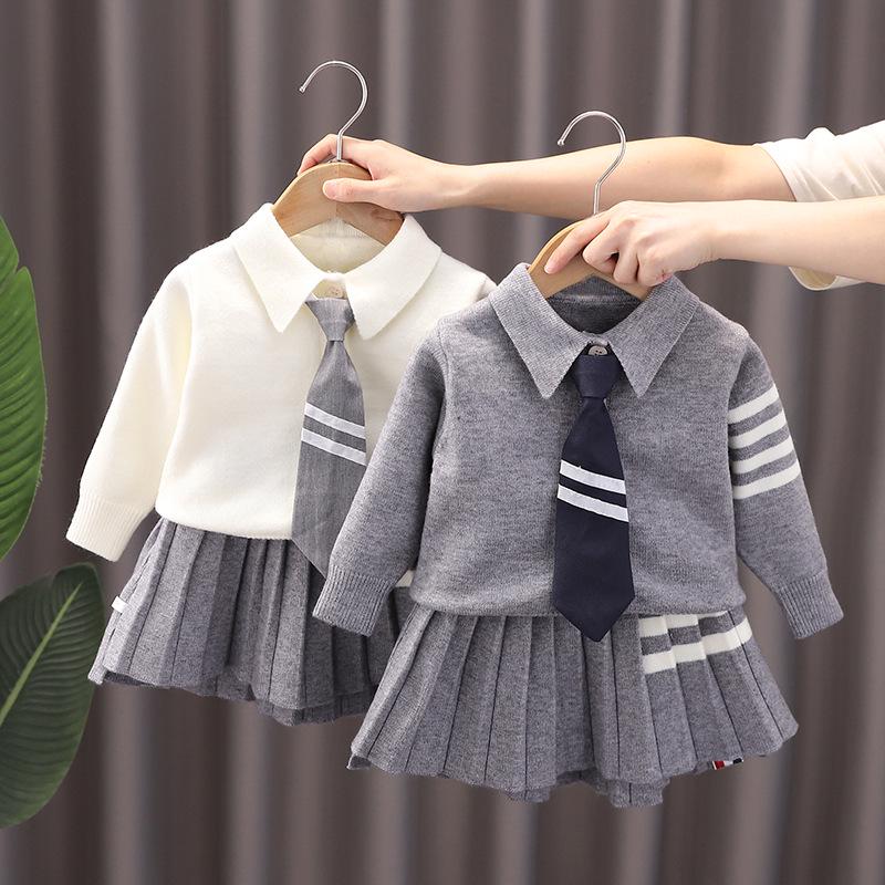 Girls College Style Sweater Suit - Autumn/Winter 2023 Trendy Two-Piece Skirt Set 110 for height 100cm
Girls College Style Sweater Suit - Autumn/Winter 2023 Trendy Two-Piece Skirt Set 110 for height 100cm