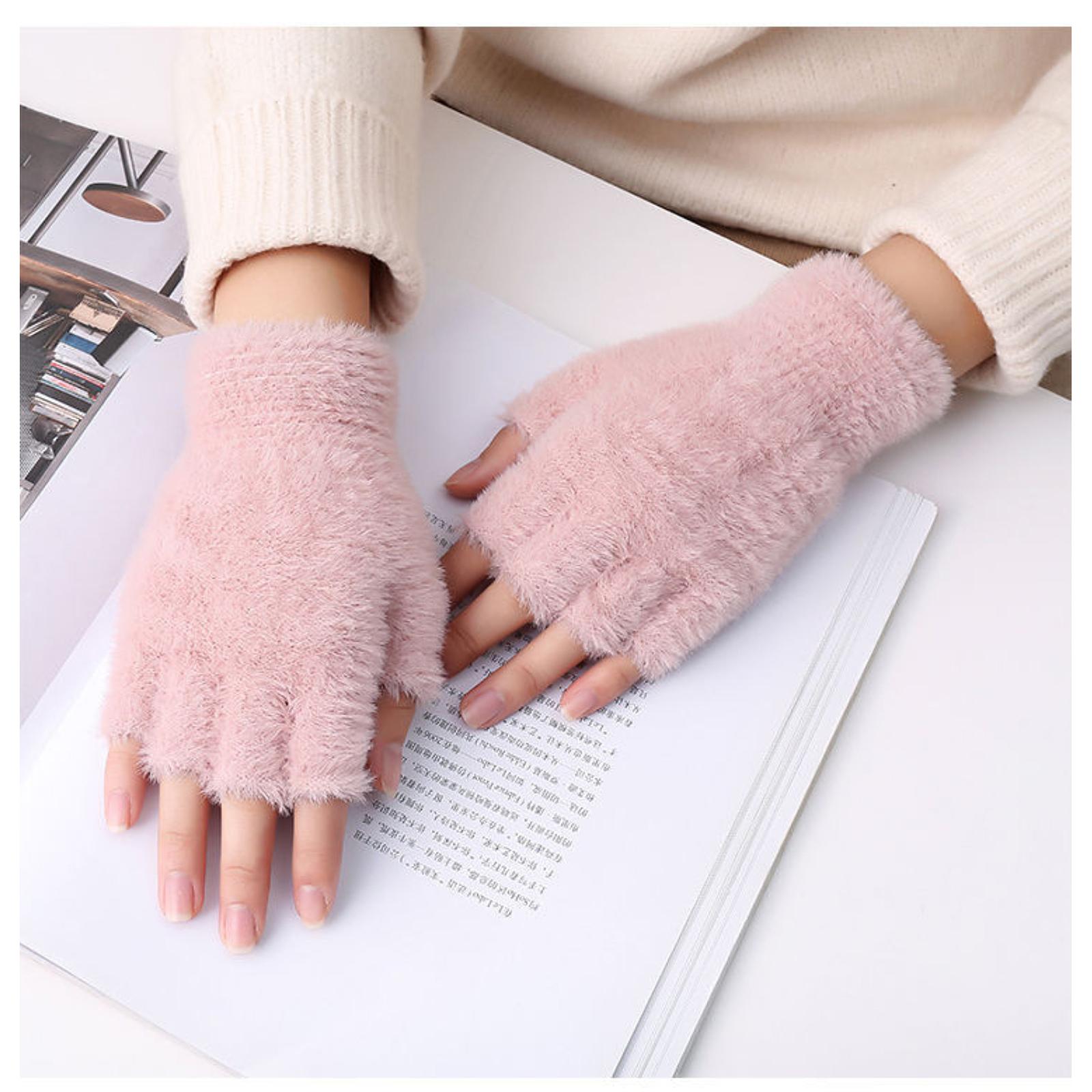 Plush Winter Half Finger Flip Top Warm Thickened Factory Made Imitation Mink Fleece Knitted Student Writing Gloves One Size
Plush Winter Half Finger Flip Top Warm Thickened Factory Made Imitation Mink Fleece Knitted Student Writing Gloves One Size