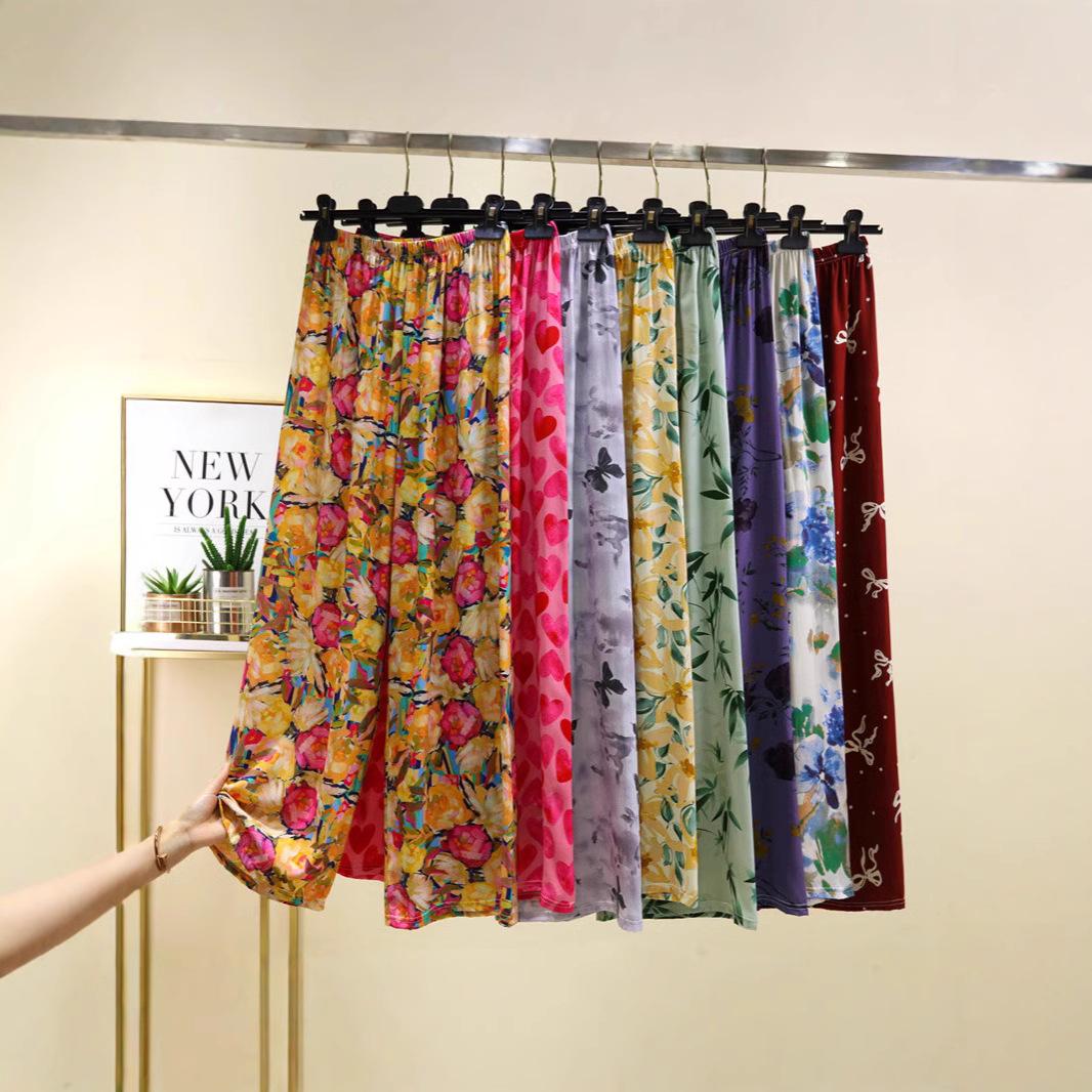 2025 Women s Floral Wide-Leg Silk-Cotton Pants - Slimming, Lightweight Summer Loungers Large
2025 Women s Floral Wide-Leg Silk-Cotton Pants - Slimming, Lightweight Summer Loungers Large