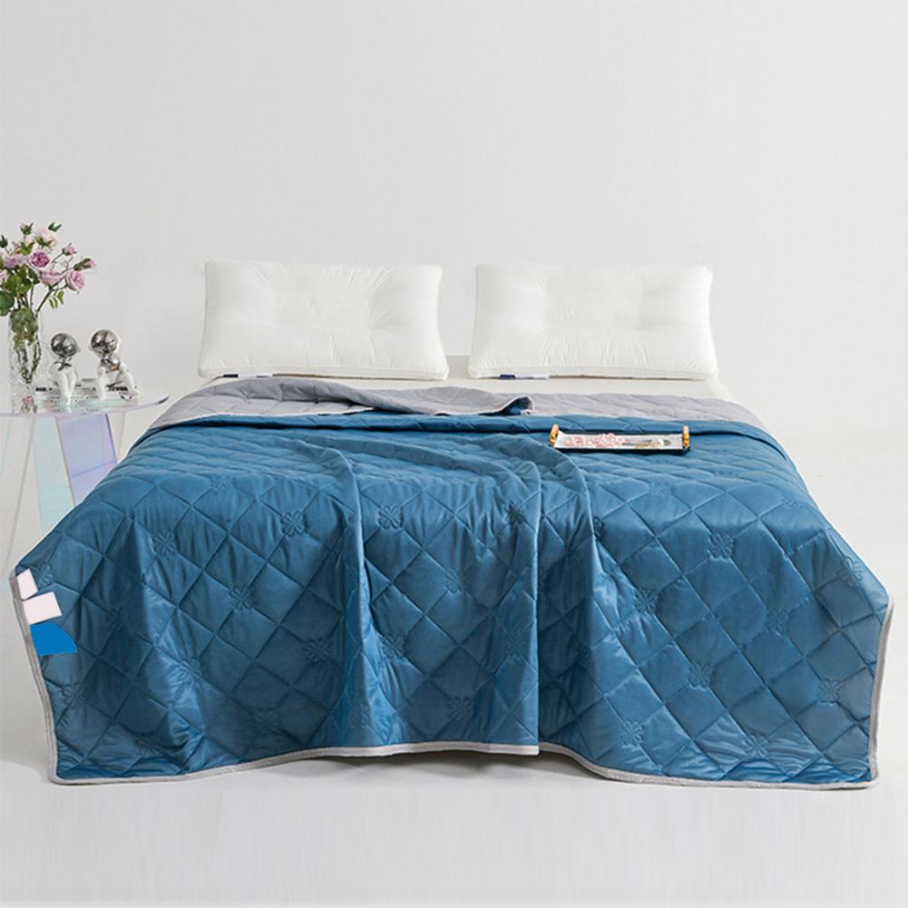 Grade A Cooling Blanket Soft Breathable Summer Quilt Washable Lightweight Air Condition Cool Comforter for Kids Adults Bedroom 100x150cm Small темно-синий
Grade A Cooling Blanket Soft Breathable Summer Quilt Washable Lightweight Air Condition Cool Comforter for Kids Adults Bedroom 100x150cm Small темно-синий