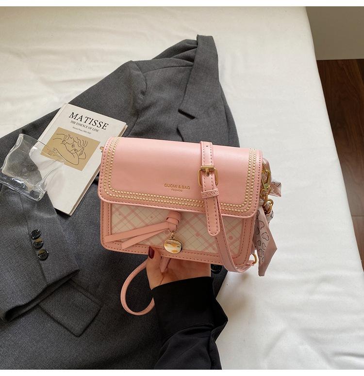 Popular contrasting color small bag women s 2025 new versatile trendy messenger bag high-end texture explosive shoulder small square bag розовый
Popular contrasting color small bag women s 2025 new versatile trendy messenger bag high-end texture explosive shoulder small square bag розовый