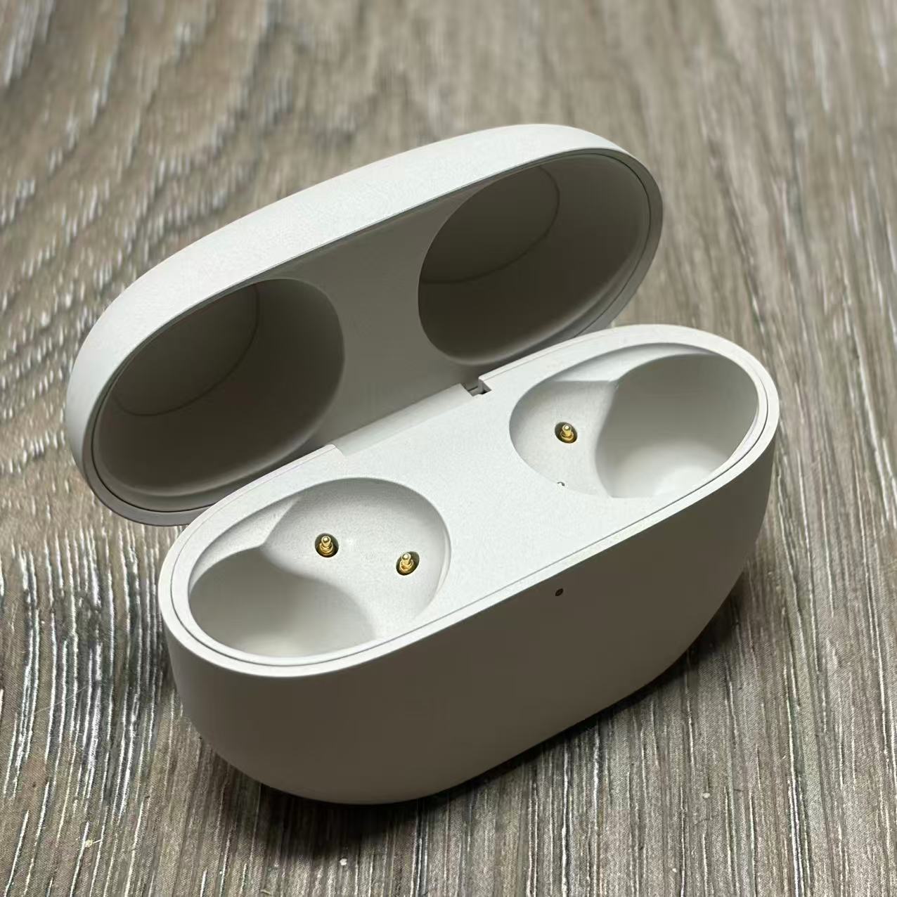 JYL Case WF-1000XM5 Replacement Charger Case Gold charger case великий dip o ruby кольору
JYL Case WF-1000XM5 Replacement Charger Case Gold charger case великий dip o ruby кольору