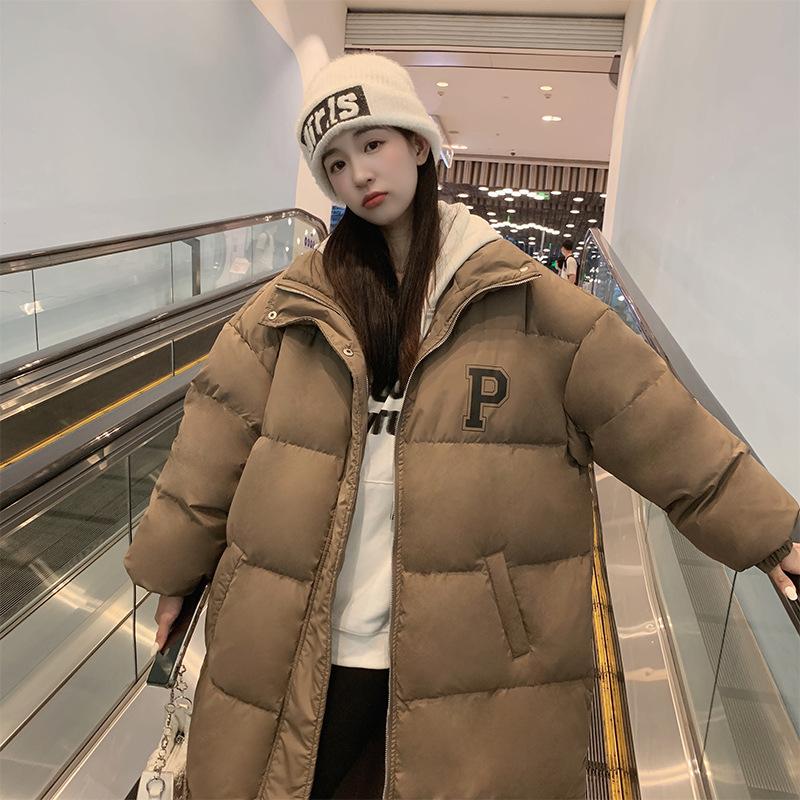 Хлопковая женская зимняя свободная куртка средней длины в университетском стиле со стойкой XL
Хлопковая женская зимняя свободная куртка средней длины в университетском стиле со стойкой XL