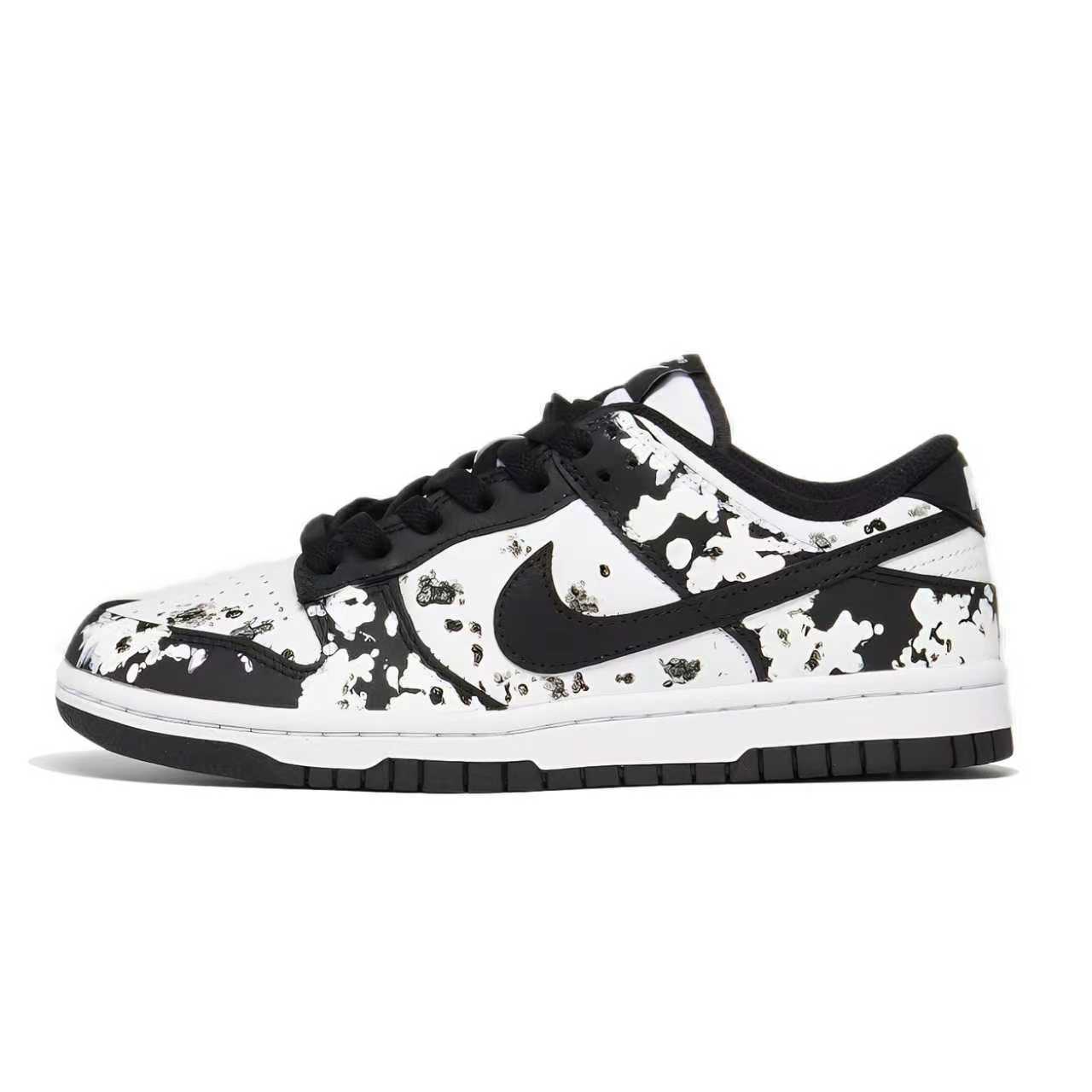 Nike Dunk Abrasion Resistant Slip Resistant Low top Skateboard Shoes Unisex Black White DD1391-100(Team1007- 37.5
Nike Dunk Abrasion Resistant Slip Resistant Low top Skateboard Shoes Unisex Black White DD1391-100(Team1007- 37.5