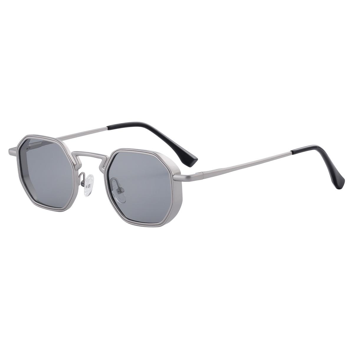 Small Frame Hexason Steampunk Sunglasses Men 2025 Luxury Brand Vintage Punk Eyewear Classic Polygon Metal Sun Glasses Male UV400
Small Frame Hexason Steampunk Sunglasses Men 2025 Luxury Brand Vintage Punk Eyewear Classic Polygon Metal Sun Glasses Male UV400