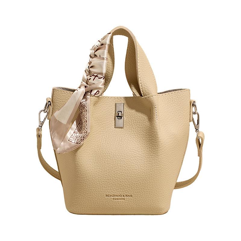 Korean-style Large-capacity Bucket Bag For Women, New Autumn And Winter Casual Versatile Shoulder
Korean-style Large-capacity Bucket Bag For Women, New Autumn And Winter Casual Versatile Shoulder