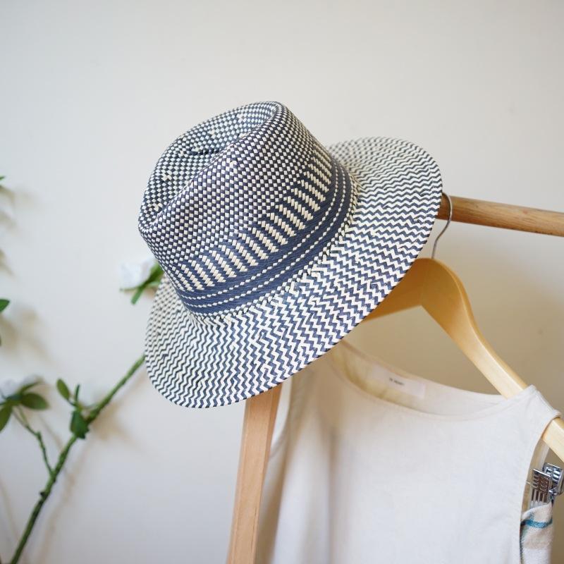 Japanese Retro Blue And Beige Woven Flat-Top Wide-Brimmed Jazz Top Hat For Men And Women Summer Vacation Beach Sun Protection Straw Hat M(56-58cm)
Japanese Retro Blue And Beige Woven Flat-Top Wide-Brimmed Jazz Top Hat For Men And Women Summer Vacation Beach Sun Protection Straw Hat M(56-58cm)