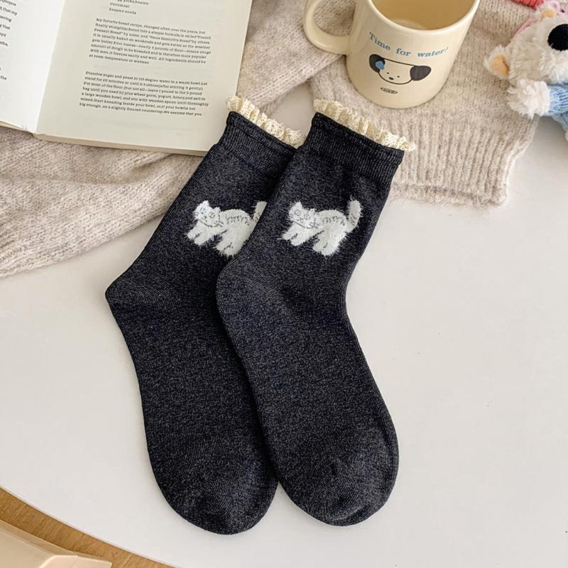 Socks female cute flocking cartoon kitten Japanese contrasting color lace lace medium tube stacking socks One size fits all темно-сірий
Socks female cute flocking cartoon kitten Japanese contrasting color lace lace medium tube stacking socks One size fits all темно-сірий