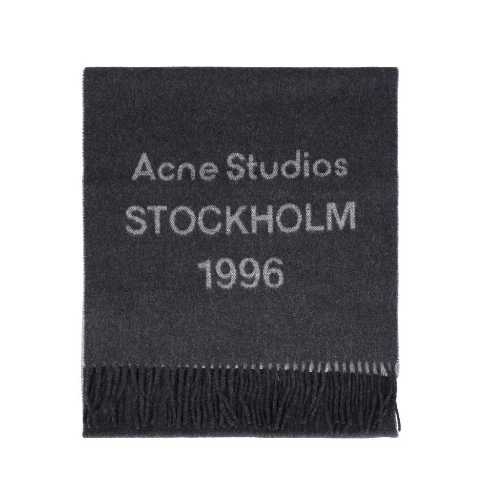 Шарф Acne Studios Wide Stockholm з логотипом та бахромою Ca0398 Чорний Білий J83 CA0398 BLACK/WHITE
Шарф Acne Studios Wide Stockholm з логотипом та бахромою Ca0398 Чорний Білий J83 CA0398 BLACK/WHITE