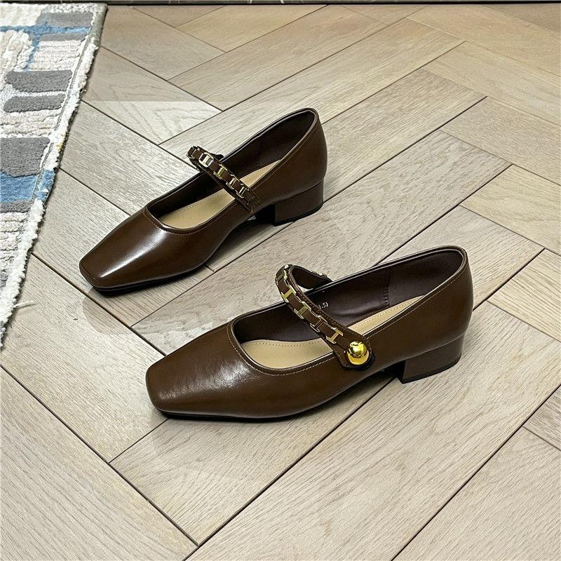 French temperament square head Mary Jane shoes low heel soft sole 2025 spring new one word with Velcro light mouth single shoes 40 темно-коричневого
French temperament square head Mary Jane shoes low heel soft sole 2025 spring new one word with Velcro light mouth single shoes 40 темно-коричневого