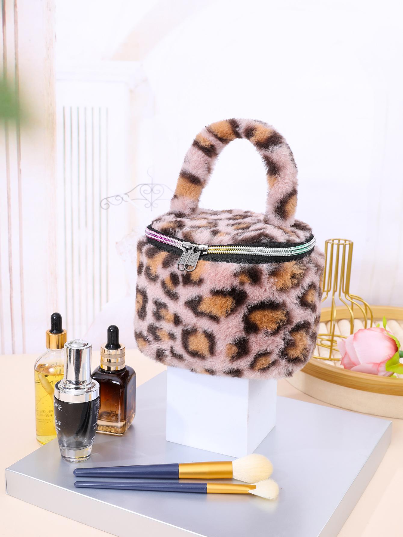 Cosmetics Bag Polyester Toiletry Bag Makeup Bag For Everyday Use Women S Accessory Teen Girls рожевий
Cosmetics Bag Polyester Toiletry Bag Makeup Bag For Everyday Use Women S Accessory Teen Girls рожевий