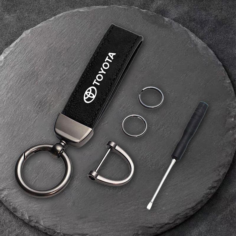 For Toyota Tacoma Tundra 4Runner TRD Highlande Rav4 C-HR Carbon Fiber Leather Car Keychain Metal Keyring Key Chain Pendant Gifts
For Toyota Tacoma Tundra 4Runner TRD Highlande Rav4 C-HR Carbon Fiber Leather Car Keychain Metal Keyring Key Chain Pendant Gifts
