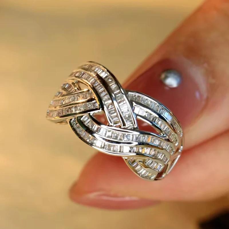 Huitan Fashionable Twist Cross Design Women Rings New Luxury Wedding Accessories Crystal Cubic Zirconia Modern Statement Zircon 6
Huitan Fashionable Twist Cross Design Women Rings New Luxury Wedding Accessories Crystal Cubic Zirconia Modern Statement Zircon 6