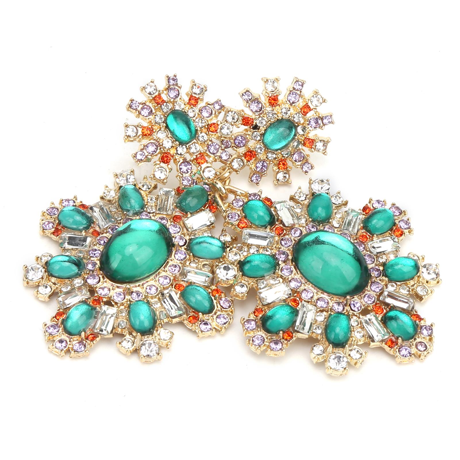 Emerald Earrings Retro Royal Court Style Crystal Flower Temperament Exaggerated Women s Earrings Clothing Accessories
Emerald Earrings Retro Royal Court Style Crystal Flower Temperament Exaggerated Women s Earrings Clothing Accessories