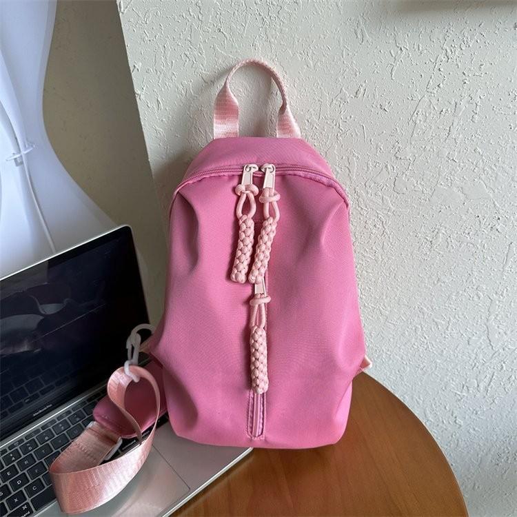 Fashionable Simple Street Style Nylon Crossbody Bag Cozy Chic For Students And Travelers
Fashionable Simple Street Style Nylon Crossbody Bag Cozy Chic For Students And Travelers