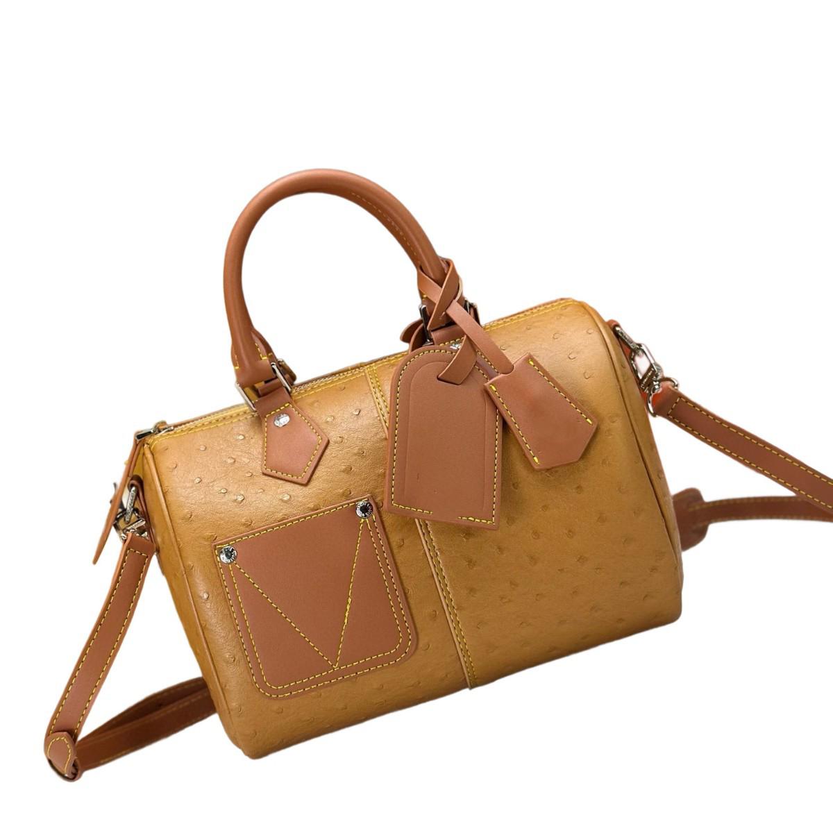 Ostrich Leather Boston Bag - Crossbody & Shoulder Handbag 25x15x15 cm жовтий
Ostrich Leather Boston Bag - Crossbody & Shoulder Handbag 25x15x15 cm жовтий