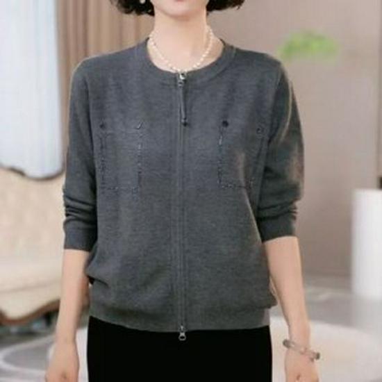 2026 New Stylish Knitwear for Middle-Aged Women: Spring & Autumn Base Layer Top 4XL серый
2026 New Stylish Knitwear for Middle-Aged Women: Spring & Autumn Base Layer Top 4XL серый