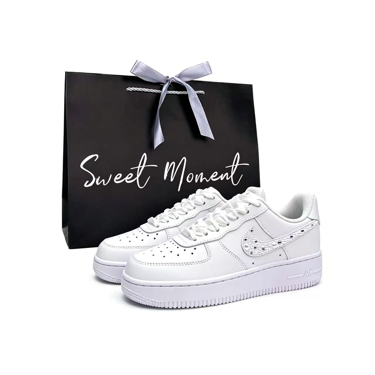 Nike Air Force 1 Sparkling Stars Abrasion Resistant Low top Skateboard Shoes Unisex White DD8959-100(Team935-S-BOX) 37.5
Nike Air Force 1 Sparkling Stars Abrasion Resistant Low top Skateboard Shoes Unisex White DD8959-100(Team935-S-BOX) 37.5
