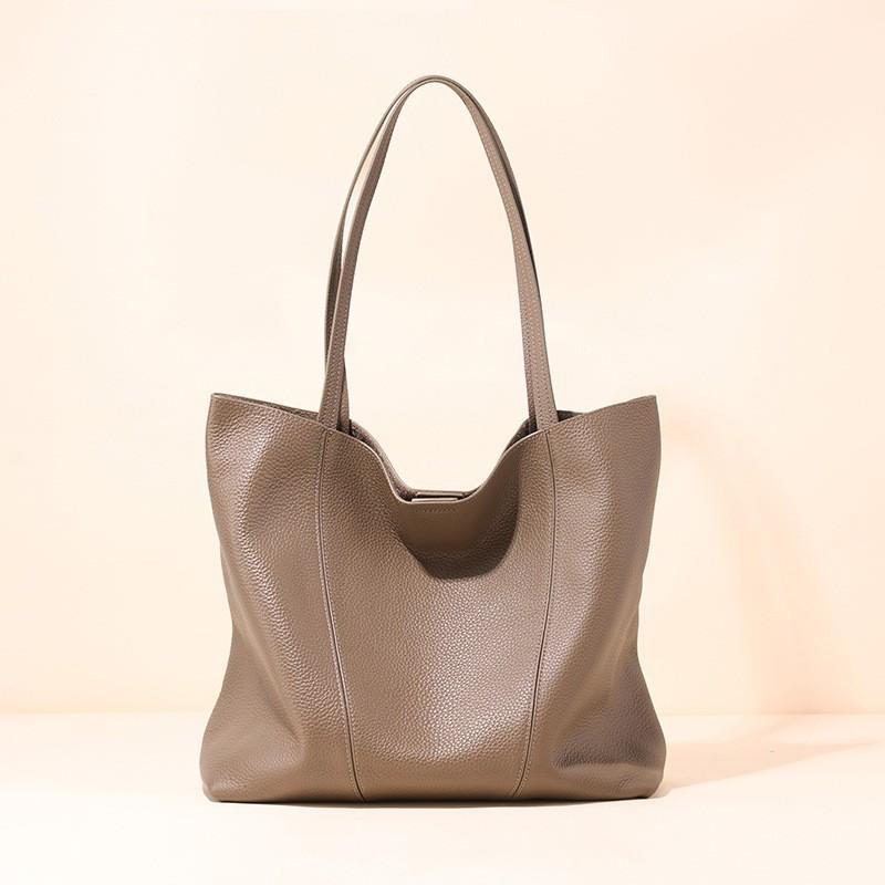 Fashionable All-matching Handbag With Detachable Liner Premium Top-layer Cowhide Simple Tote Shoulder Bag Length 36 width 14 height 32cm
Fashionable All-matching Handbag With Detachable Liner Premium Top-layer Cowhide Simple Tote Shoulder Bag Length 36 width 14 height 32cm