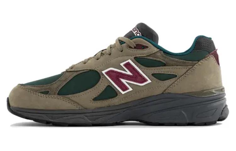 New Balance x Teddy Santis 990 V3 Green/Purple sneakers M990GP3 42.5
New Balance x Teddy Santis 990 V3 Green/Purple sneakers M990GP3 42.5