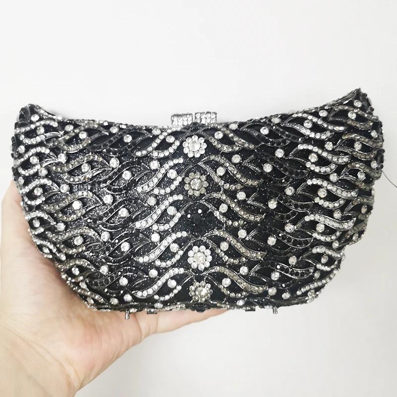Wave Crystal Evening Clutch Bag Large Capacity Multi-Colored Diamond Prom Women Bag Rhinestone Party Cocktail Lady Chain Handbag 20cmX13cmX6cm
Wave Crystal Evening Clutch Bag Large Capacity Multi-Colored Diamond Prom Women Bag Rhinestone Party Cocktail Lady Chain Handbag 20cmX13cmX6cm