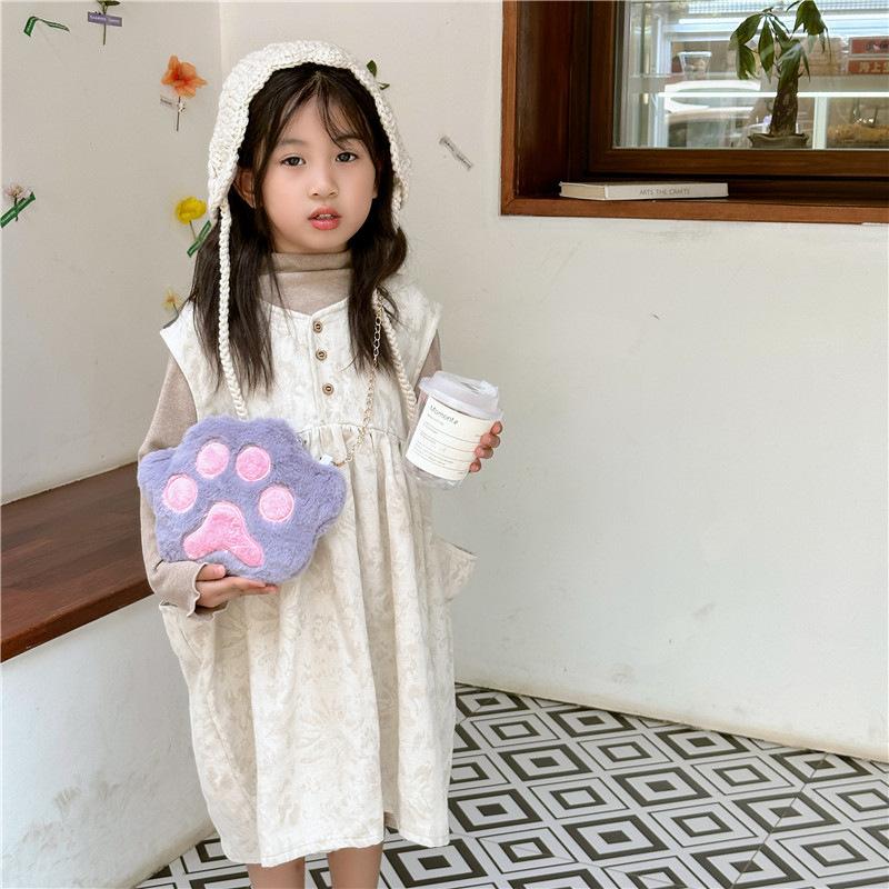 Fashion cat claw women s bag 2025 new Mao Mao bear paw chain small bag cute cartoon less women s messenger bag one size fits all чорний
Fashion cat claw women s bag 2025 new Mao Mao bear paw chain small bag cute cartoon less women s messenger bag one size fits all чорний