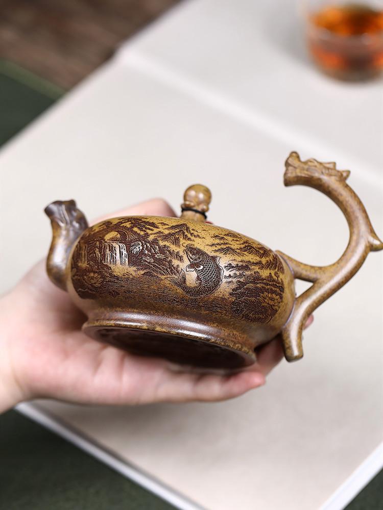 Chinese Tradition Yixing Purple Clay Teapot Handmade Dragon Fish Tea Pot Household Beauty Kettle Zisha Teaware Tea Set 260ml
Chinese Tradition Yixing Purple Clay Teapot Handmade Dragon Fish Tea Pot Household Beauty Kettle Zisha Teaware Tea Set 260ml