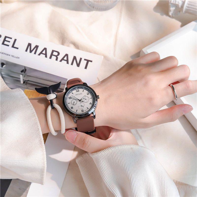 Niche Design Junior High School Watch For Female And Male Students, High-End Sense, Simple Temperament, Casual High-Value Couple Watch
Niche Design Junior High School Watch For Female And Male Students, High-End Sense, Simple Temperament, Casual High-Value Couple Watch