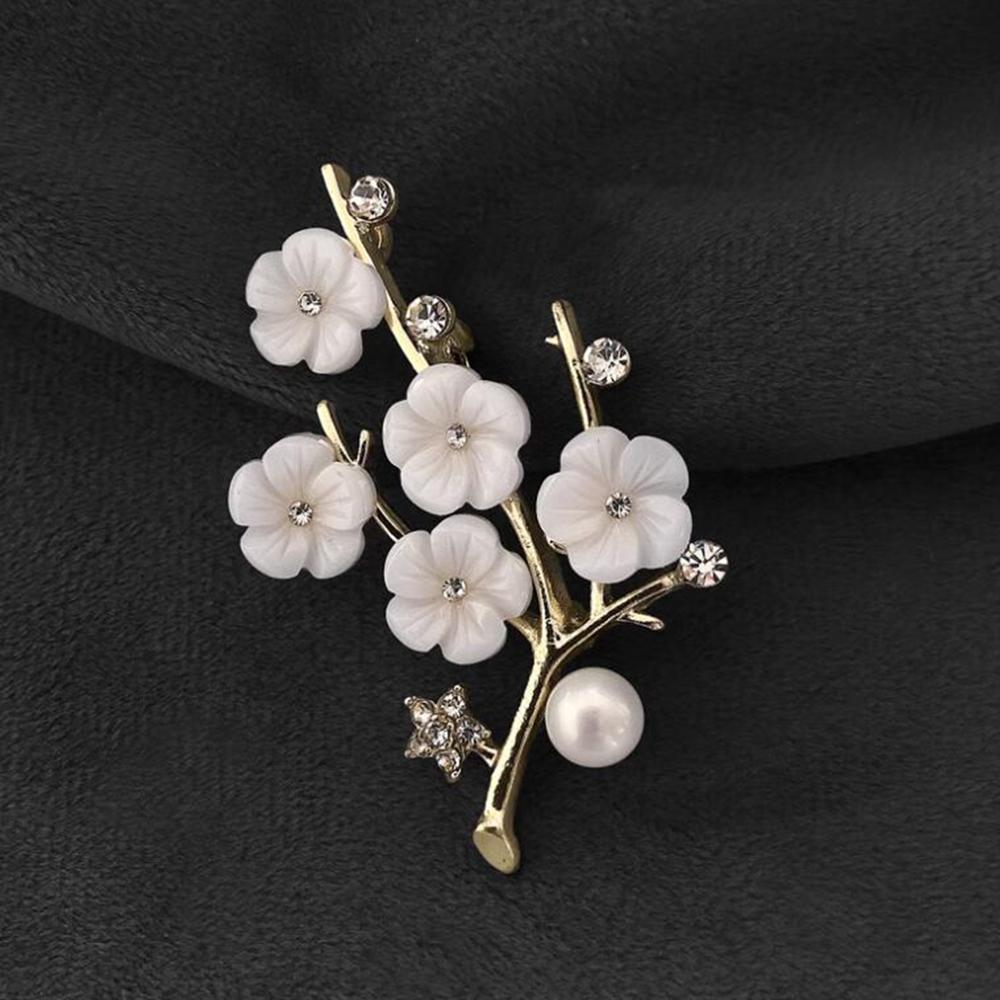 Fashionable tassel flower colored gemstone brooch, anti-exposure pin for women, metal button to fix clothes, wedding party gift
Fashionable tassel flower colored gemstone brooch, anti-exposure pin for women, metal button to fix clothes, wedding party gift