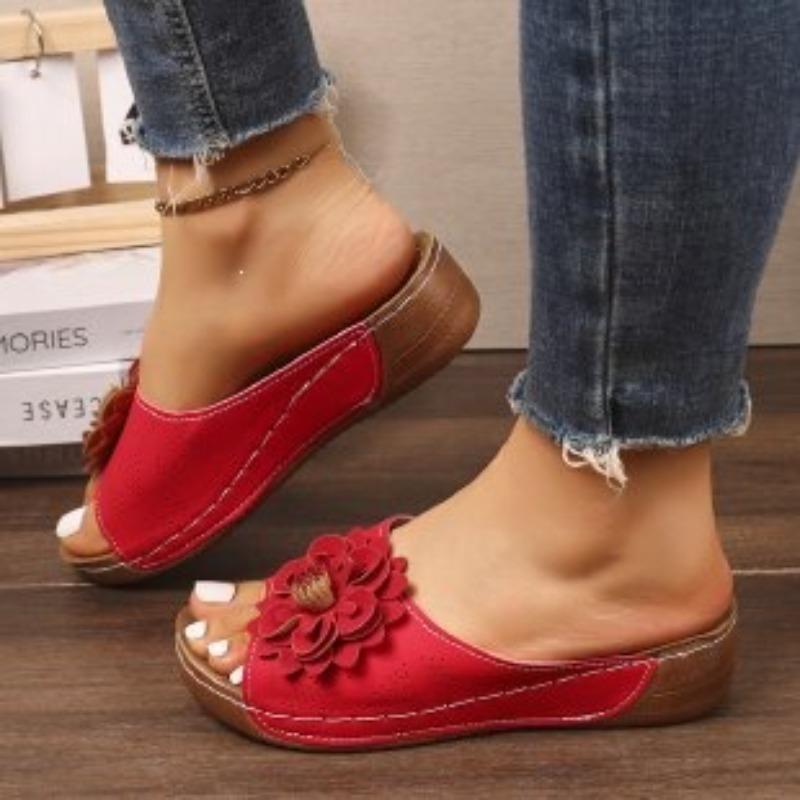 New Style Flip-flops for Women - Wedge Heels, Beach Shoes, Sandals 43 червоний
New Style Flip-flops for Women - Wedge Heels, Beach Shoes, Sandals 43 червоний