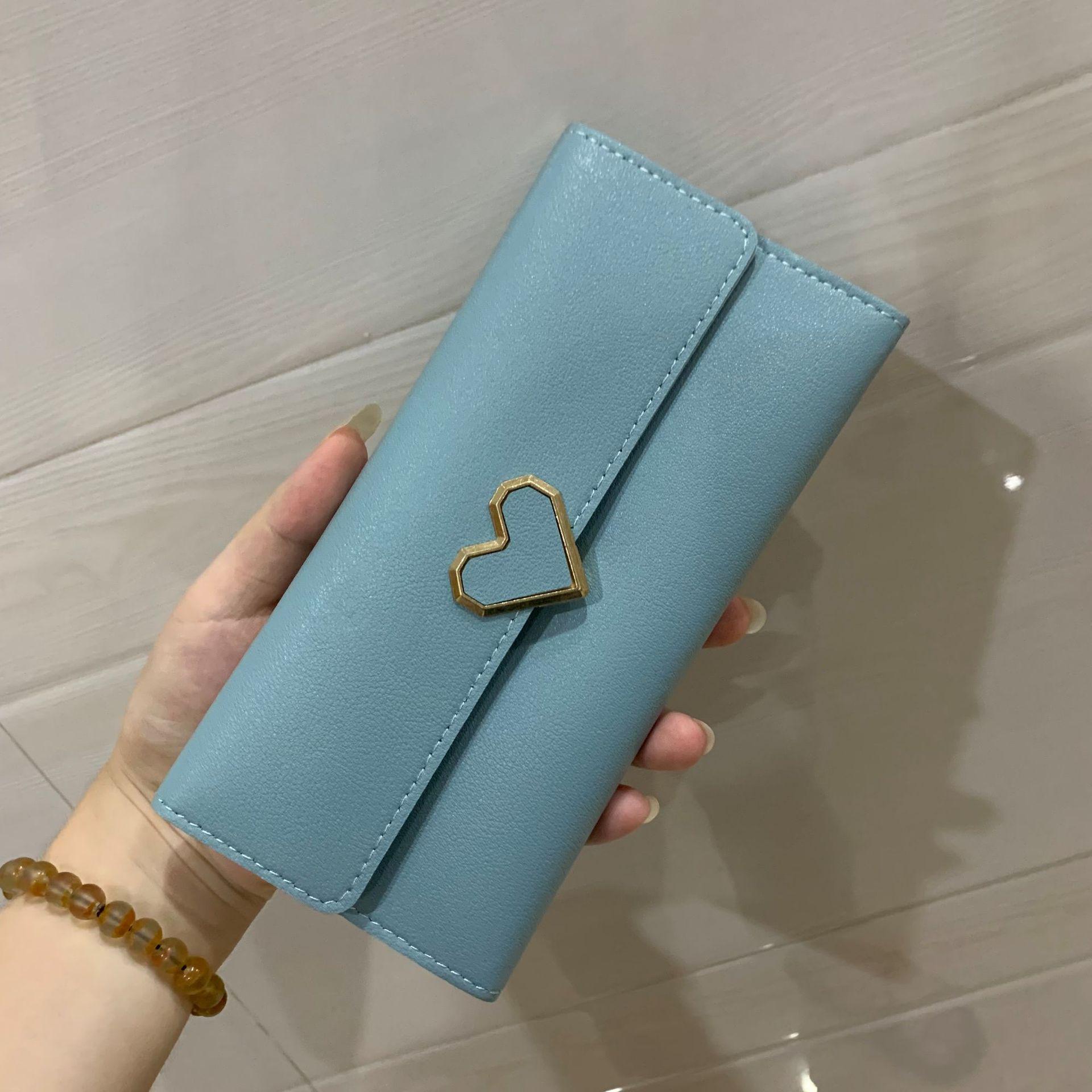 Women s Heart Metal Long Trifold Wallet with Multi-Card Slots and Clutch Bag In Stock синий
Women s Heart Metal Long Trifold Wallet with Multi-Card Slots and Clutch Bag In Stock синий