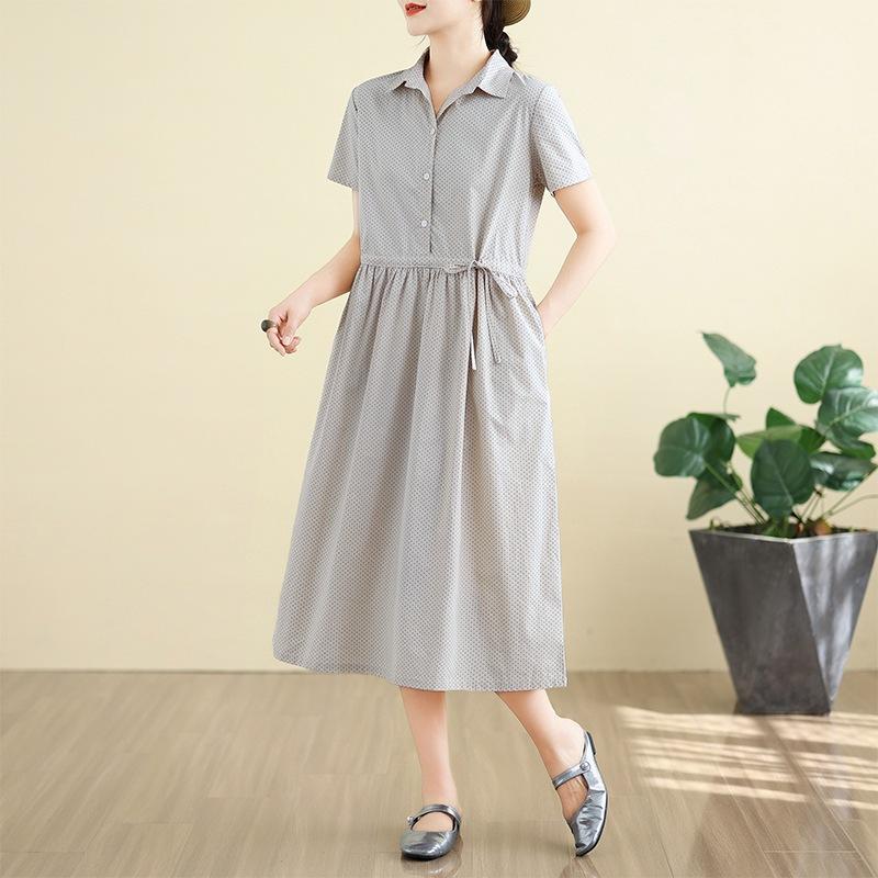 2025 summer retro solid color large size short-sleeved dress women s loose and thin Polo neck cotton and linen medium and long dress 2XL абрикосовий
2025 summer retro solid color large size short-sleeved dress women s loose and thin Polo neck cotton and linen medium and long dress 2XL абрикосовий