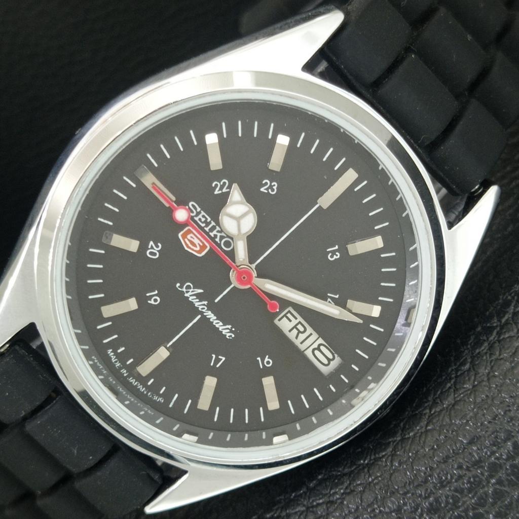 REFURBISHED VINTAGE SEIKO 5 AUTOMATIC 6309A JAPAN MENS BLACK WATCH a442767-1
REFURBISHED VINTAGE SEIKO 5 AUTOMATIC 6309A JAPAN MENS BLACK WATCH a442767-1