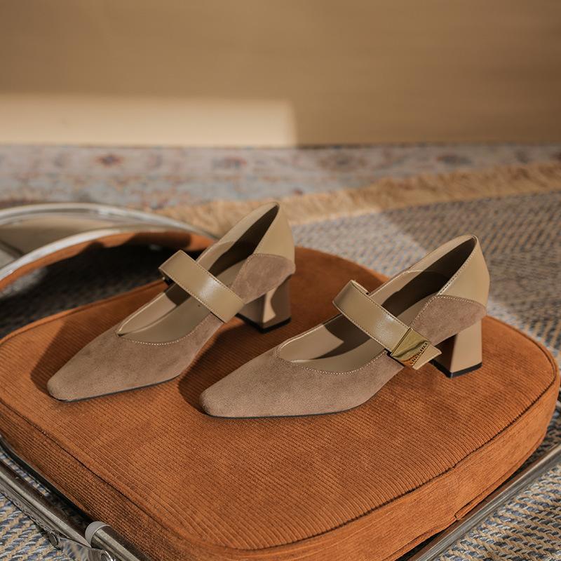 Temperament versatile and comfortable Mary Jane small square head thick heel square buckle women s single shoes new suede women 34
Temperament versatile and comfortable Mary Jane small square head thick heel square buckle women s single shoes new suede women 34