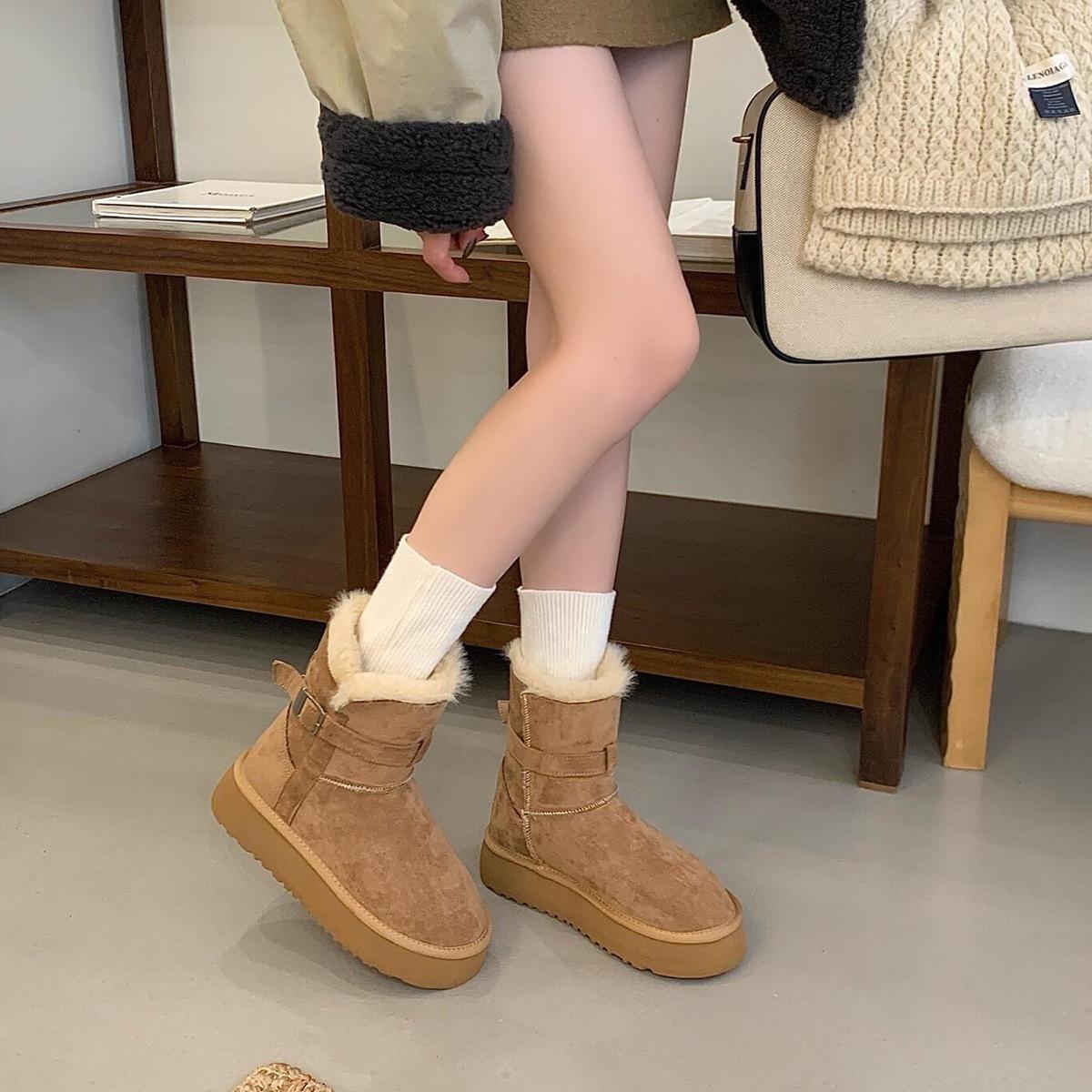 Retro casual cotton boots women s thick-soled square head northeast velvet warm belt buckle snow boots 40 хакі
Retro casual cotton boots women s thick-soled square head northeast velvet warm belt buckle snow boots 40 хакі