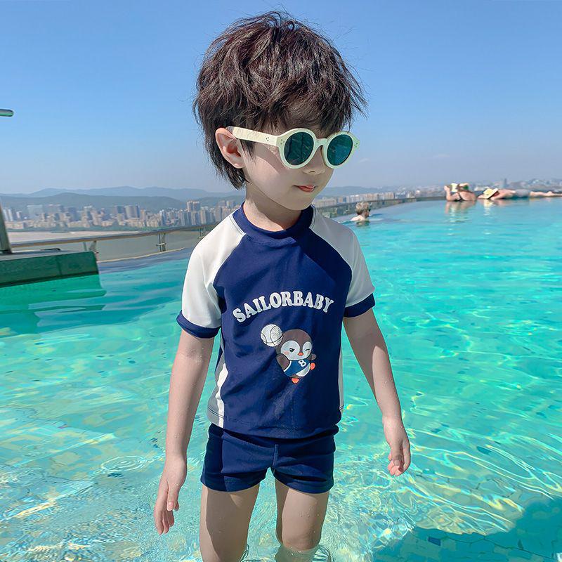 Korean Style Boys Baby Two-Piece Quick-Dry Split Swimsuit - Summer Sunscreen Vacation Swimwear Size 100 (Height ~90cm)
Korean Style Boys Baby Two-Piece Quick-Dry Split Swimsuit - Summer Sunscreen Vacation Swimwear Size 100 (Height ~90cm)