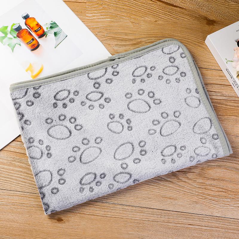 Мягкое Пушистое Высококачественное Одеяло для Домашних Животных Милый Мультяшный Узор Подстилка для Домашних Животных Зимнее Теплое и Удобное Одеяло для Кошек Собак S (40x60cm) серый
Мягкое Пушистое Высококачественное Одеяло для Домашних Животных Милый Мультяшный Узор Подстилка для Домашних Животных Зимнее Теплое и Удобное Одеяло для Кошек Собак S (40x60cm) серый