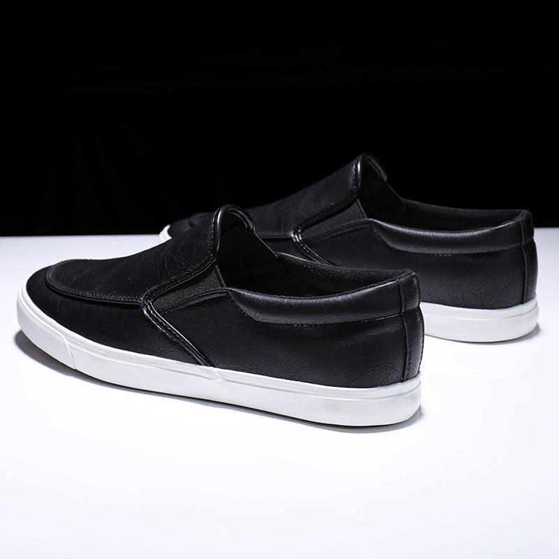 Men s Lightweight White Slip-On Sock-Fit Low-Top Sneakers 42
Men s Lightweight White Slip-On Sock-Fit Low-Top Sneakers 42