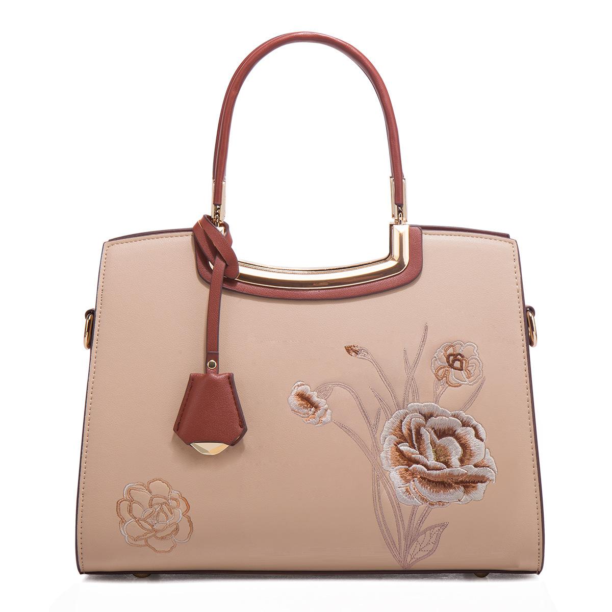 Embroidery New Chinese-Style Large-Capacity Portable Women S Mother Bag Atmospheric High-End Messenger Women S Bag
Embroidery New Chinese-Style Large-Capacity Portable Women S Mother Bag Atmospheric High-End Messenger Women S Bag