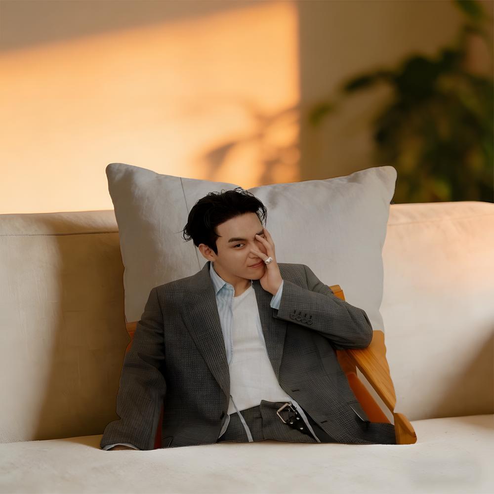 Kim DoHoon Cushion Cover Cozy Velvet Throw PillowSoft Warm Cushion For Sofa Bed 30x30 cm
Kim DoHoon Cushion Cover Cozy Velvet Throw PillowSoft Warm Cushion For Sofa Bed 30x30 cm