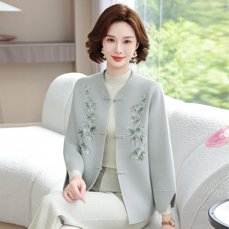 Fashionable Chinese-Style Winter Coat for Middle-Aged Women - Plus Size Formal Dress for Autumn Wedding Banquets 2XL (recommended 55-60 kg) синій/сірий колір
Fashionable Chinese-Style Winter Coat for Middle-Aged Women - Plus Size Formal Dress for Autumn Wedding Banquets 2XL (recommended 55-60 kg) синій/сірий колір