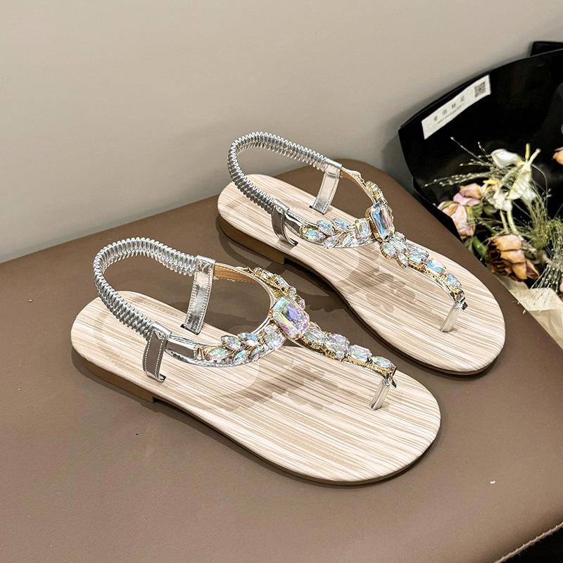 Босоніжки з камінням на пальці для дівчинки 2025 нова літня фея стиль зі спідницею приморський плоскі пляжні римські сандалі 43 срібний
Босоніжки з камінням на пальці для дівчинки 2025 нова літня фея стиль зі спідницею приморський плоскі пляжні римські сандалі 43 срібний