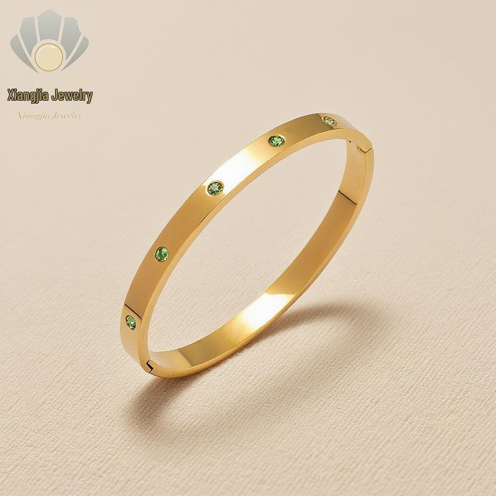 Colorful Diamond Titanium Steel Bracelet with Star Design and Stainless Steel Buckle - High-End Fashion Jewelry for Women
Colorful Diamond Titanium Steel Bracelet with Star Design and Stainless Steel Buckle - High-End Fashion Jewelry for Women