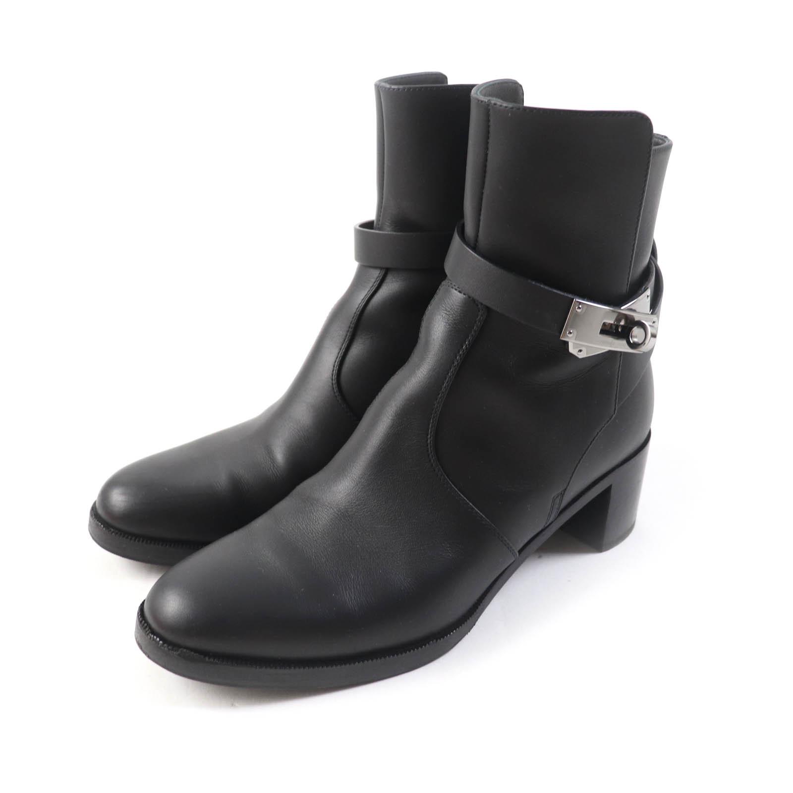 Great HERMES short boots Saint Germain kelly buckle black leather Women 36 Used
Great HERMES short boots Saint Germain kelly buckle black leather Women 36 Used