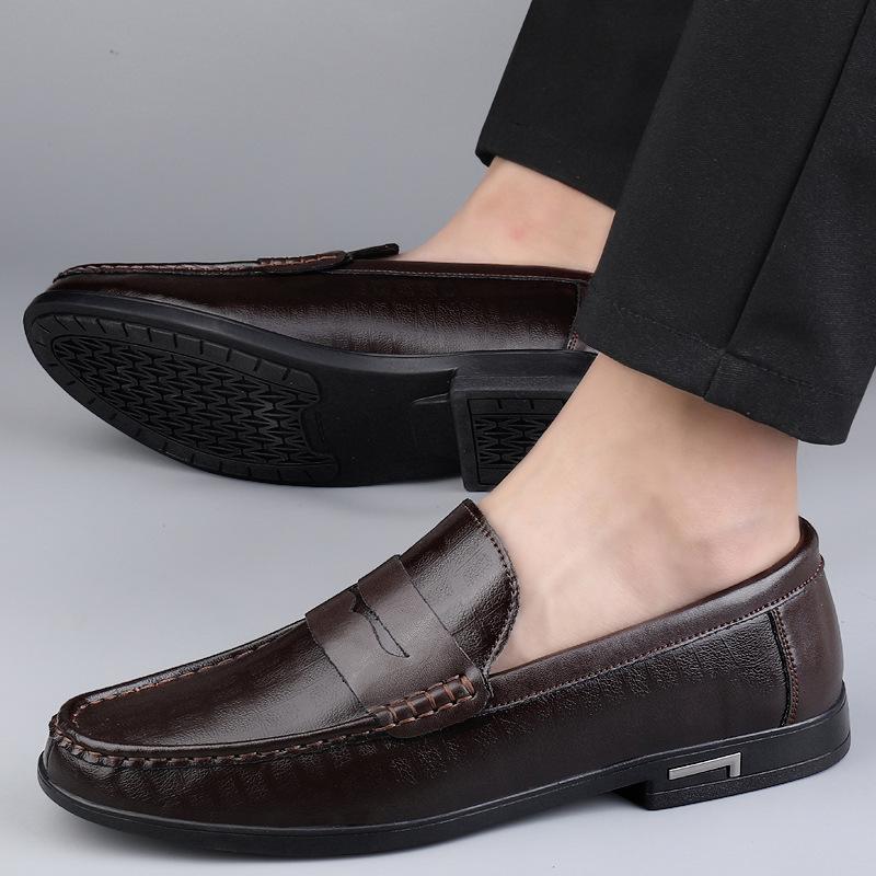 Casual leather shoes men s versatile 2025 new trend simple Doudou shoes men s summer large size off Shoes 38
Casual leather shoes men s versatile 2025 new trend simple Doudou shoes men s summer large size off Shoes 38