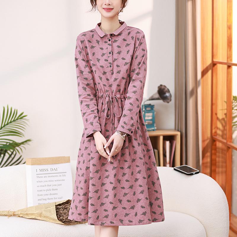Autumn 2025 Slimming Mid-Length Women s Dress with Lace-Up Drawstring and Small Lapel L
Autumn 2025 Slimming Mid-Length Women s Dress with Lace-Up Drawstring and Small Lapel L