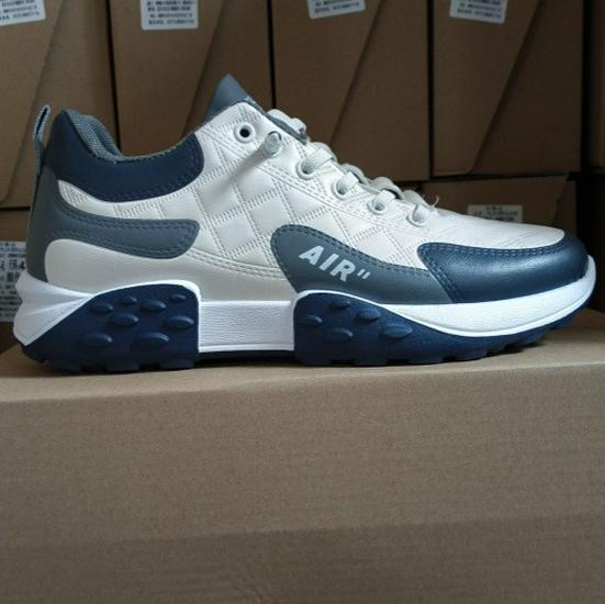 Чоловічі повсякденні дихаючі кросівки на товстій підошві для весни та осені 2023 41
Чоловічі повсякденні дихаючі кросівки на товстій підошві для весни та осені 2023 41