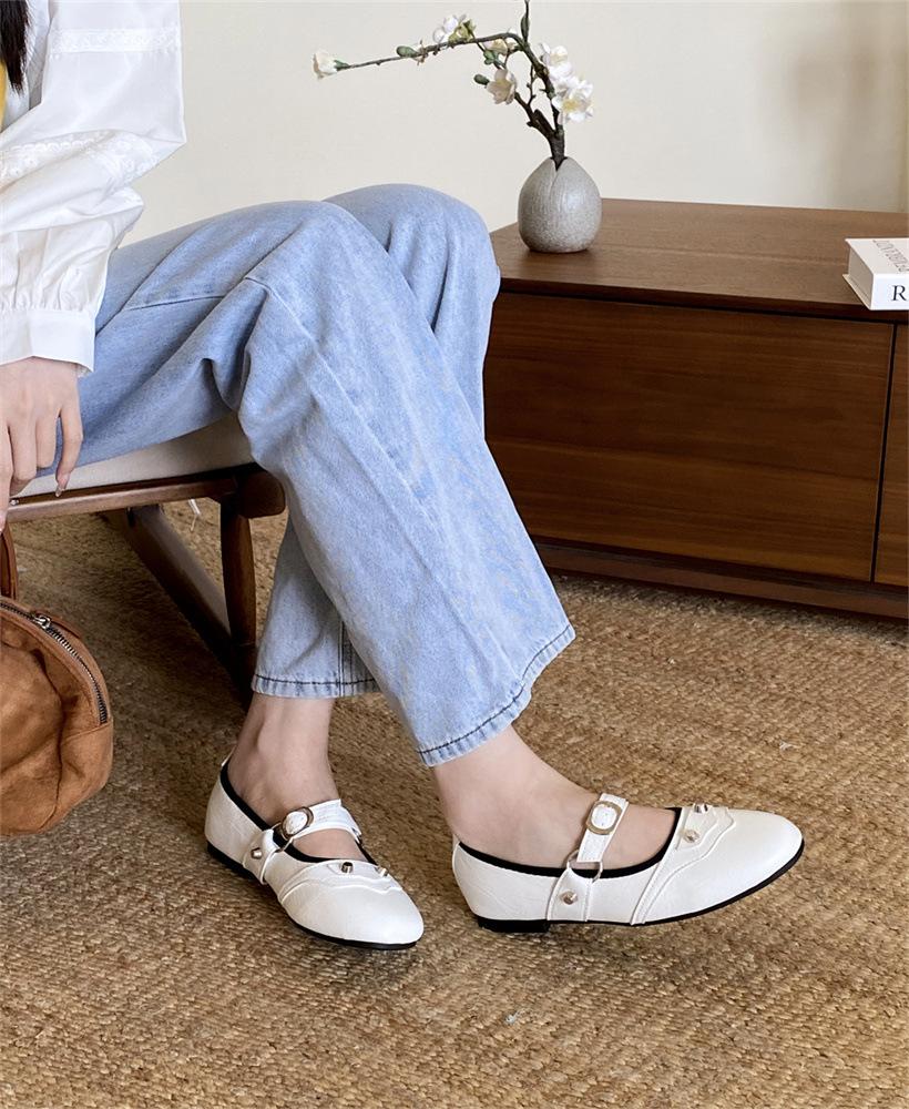 Высокая мода 2025 весна новая кожа круглый носок мелкий вырез металлические заклепки ремешок с пряжкой на одно слово обувь на плоской подошве балетки 39 белый
Высокая мода 2025 весна новая кожа круглый носок мелкий вырез металлические заклепки ремешок с пряжкой на одно слово обувь на плоской подошве балетки 39 белый