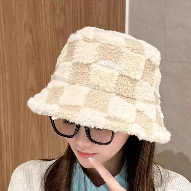 1pcThe New Pot Hat Is A Versatile Choice for Women in Autumn and Winter.It Features A Warm Sheepskin Fisherman Hat A Fashionable 56-58CM
1pcThe New Pot Hat Is A Versatile Choice for Women in Autumn and Winter.It Features A Warm Sheepskin Fisherman Hat A Fashionable 56-58CM