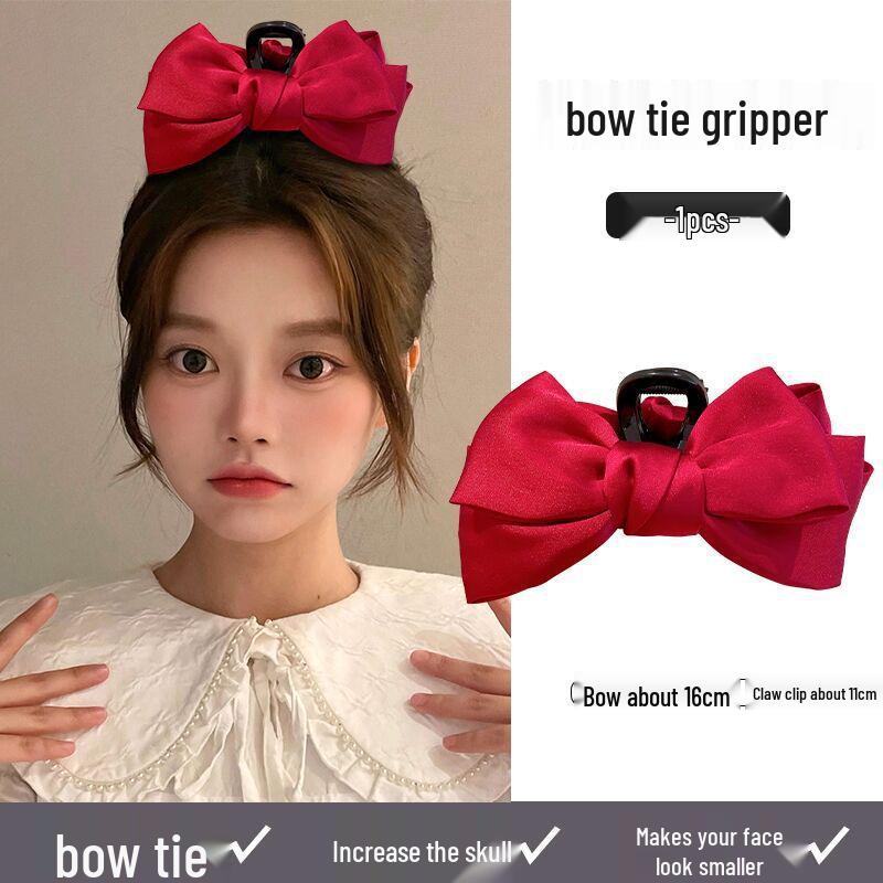 Large Black Bow Skull Claw Clip - Influencer-Style Hair Accessory
Large Black Bow Skull Claw Clip - Influencer-Style Hair Accessory
